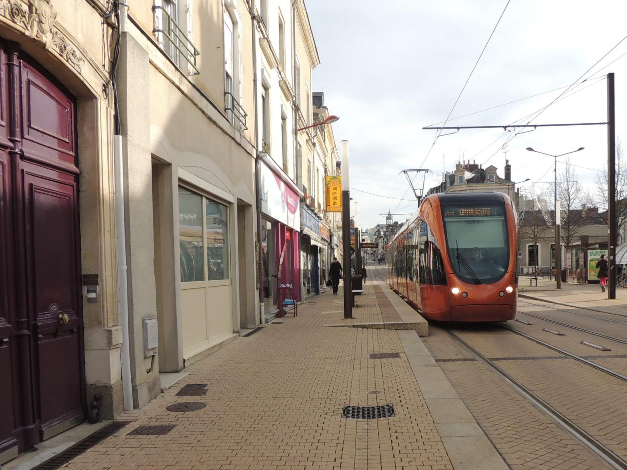 Appartement Le Gambetta Le Mans Buitenkant foto